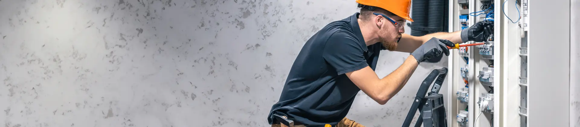 Ön ödemeli veya standart ısıtma sistemine sahip tüm binalarda yakıt ödememe sorununa çözüm sunuyoruz. Detaylı bilgi için arayınız.